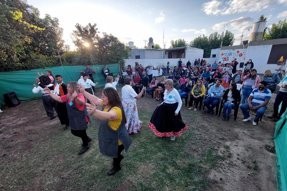 278025477_352330490255247_7315139712518454376_n