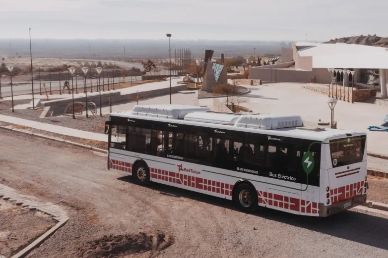 00b2bb78fc32bb8a9acebee1c7d70b02_L