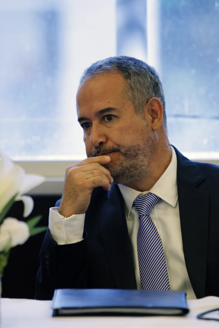 1457448607160308001-728x1092