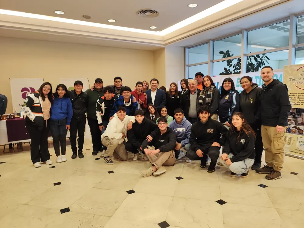 456535237_919777760177181_2281157437377851710_n (1)