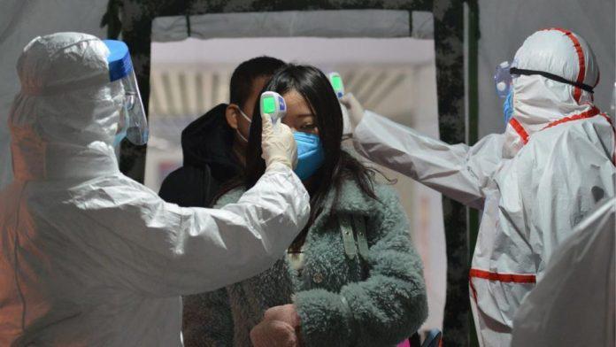son-132-fallecidos-casi-6000-casos-confirmados-por-coronavirus-china-1580288205075-e1580298155352-696x392