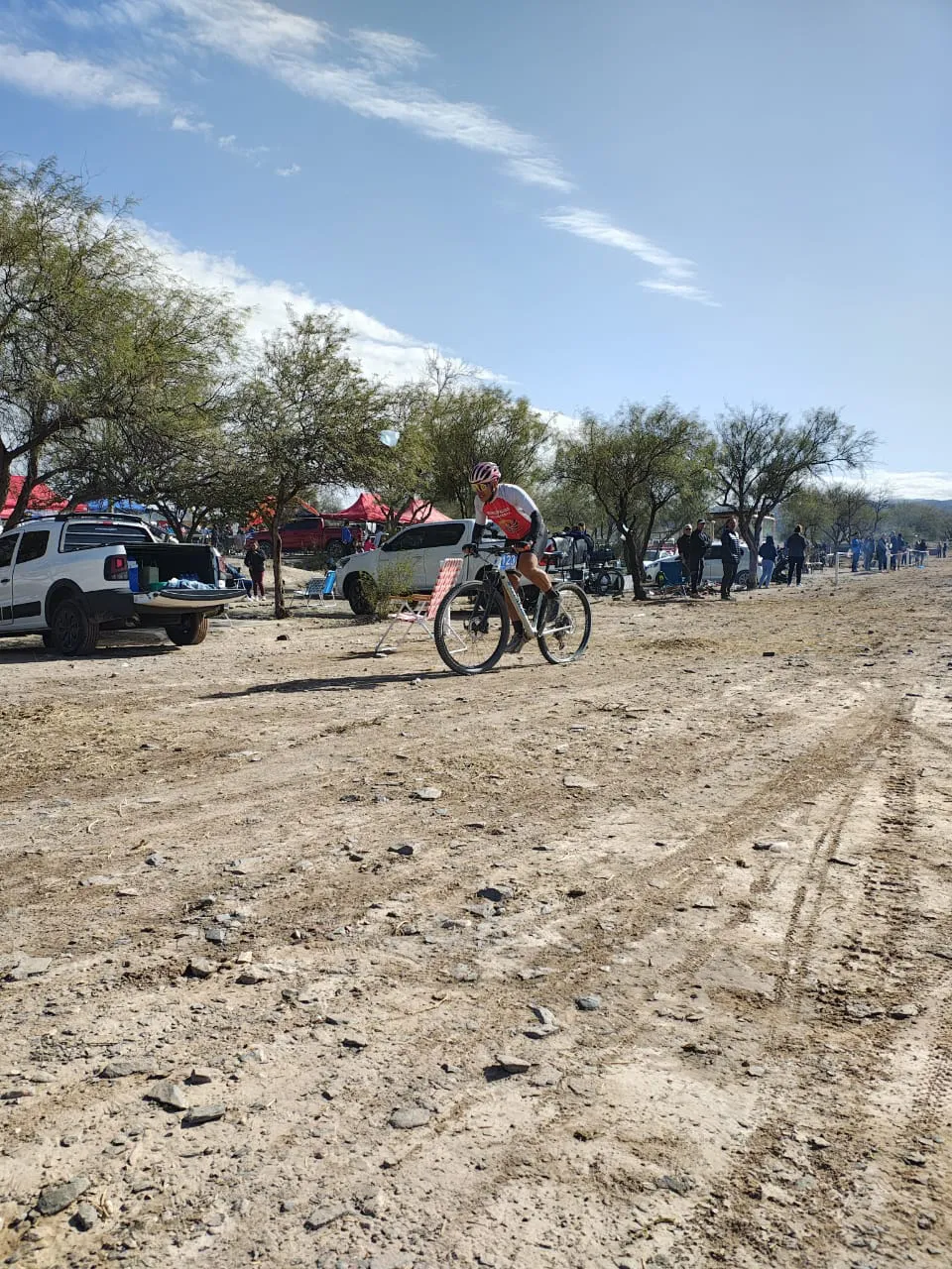 e8b4adbf-0e19-4bc7-9037-656cfa38a0a3