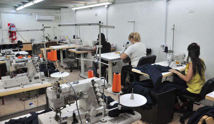 mujeres-e-industria-ellas-representan-apenas-el-20-las-contrataciones-formales