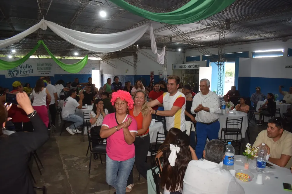 565718856_1243138544507766_4000691682245086706_n