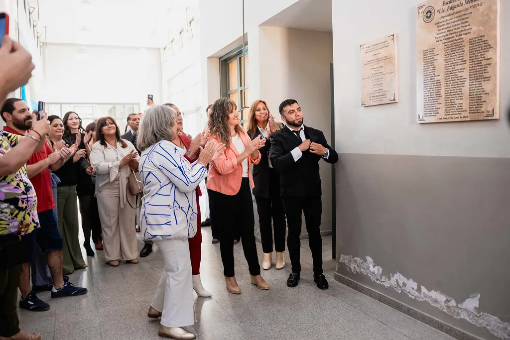 54482539348_e749ce2fc0_b