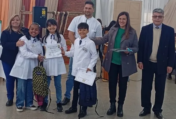 a943d093-374d-491d-afe1-1ee7a37e9c56