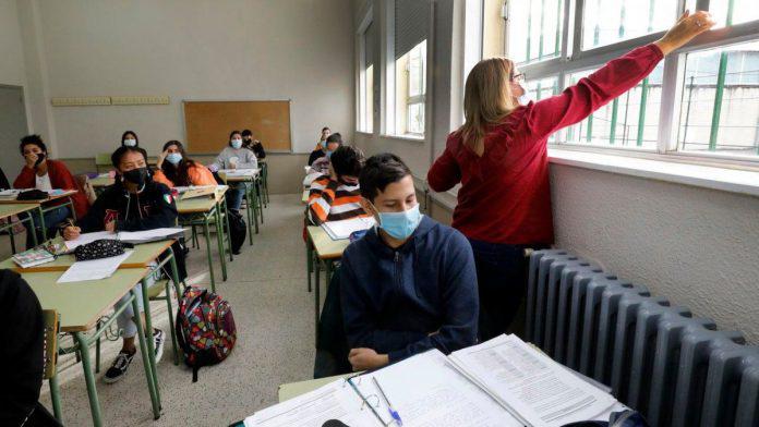Clases-Secundario-696x392