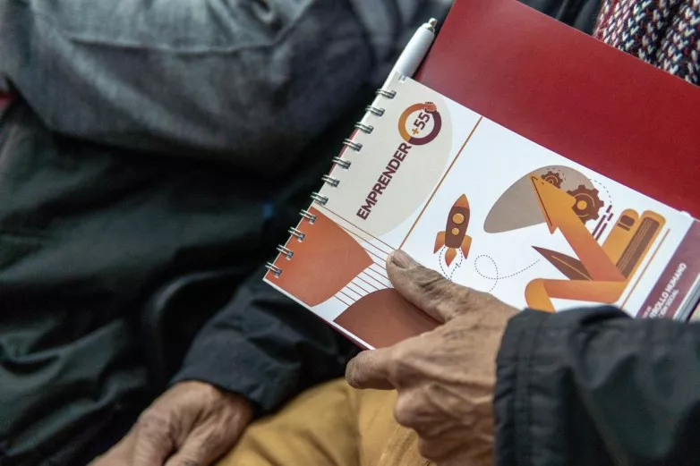 761e66c60b82c5459ca9ca7f18aca011_L