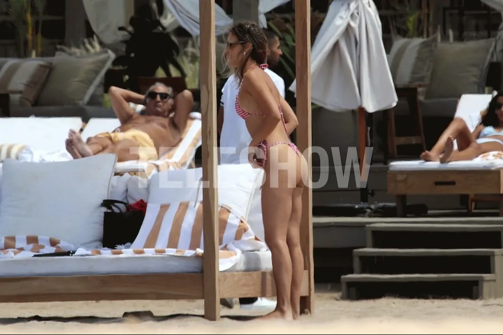 AIQE5V32MZGHTF6LRMLIP2JT2E