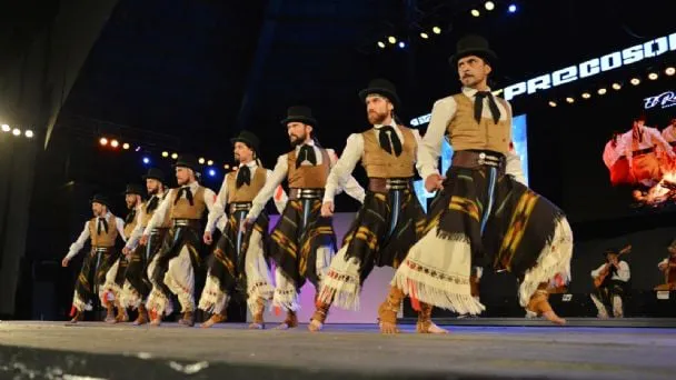 f608x342-363097_392820_15