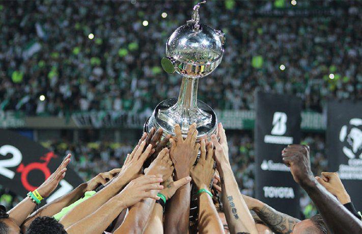 la-medida-libera-los-equipos-argentinos-la-copa-libertadores-y-sudamerica-del-cumplimiento-restricciones