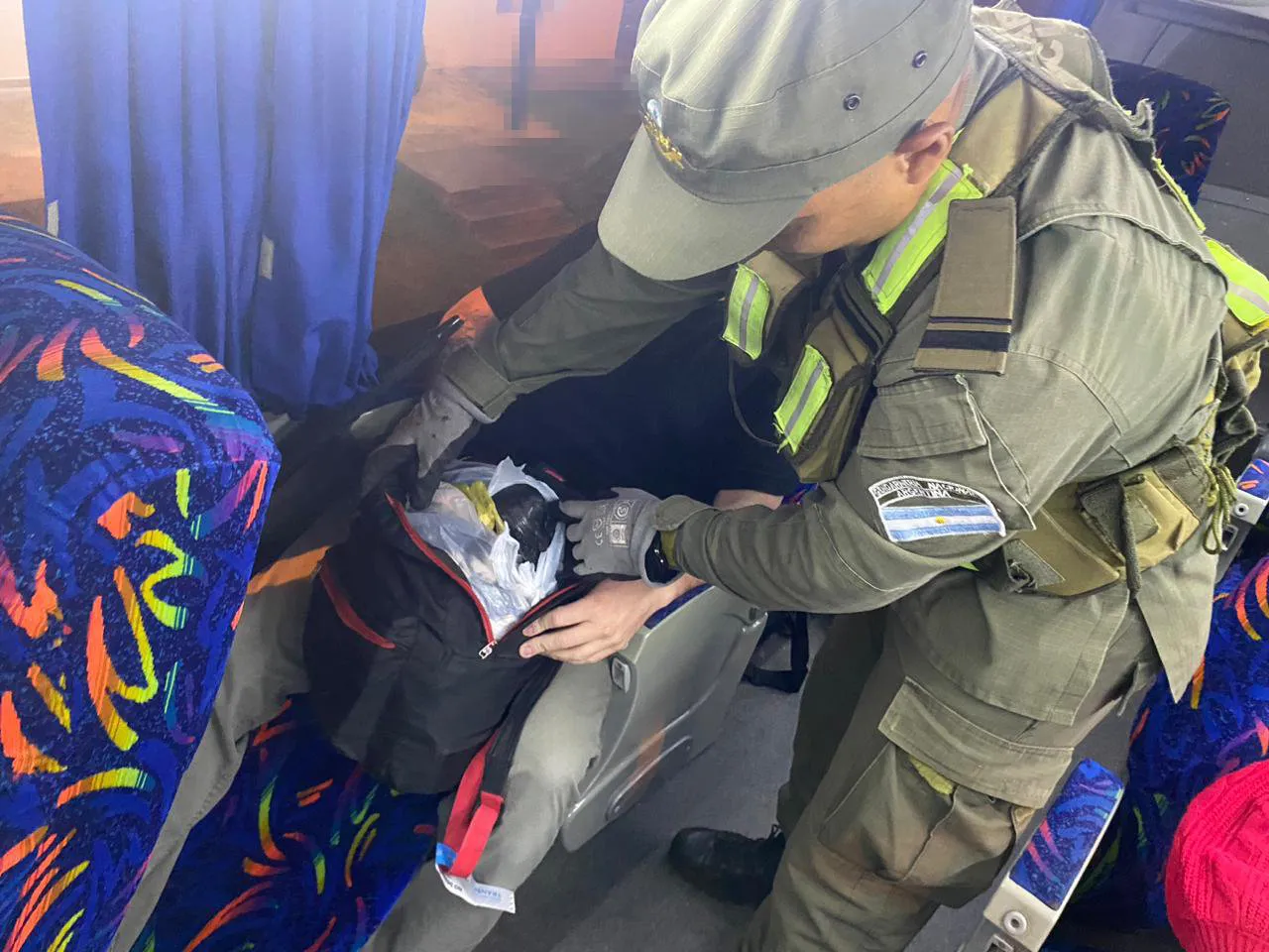 gendarmes_incautaron_cocaina_y_cogollos_de_marihuana_en_diferentes_controles_viales_3