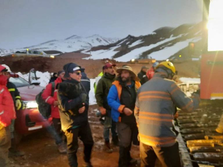 f768x1-371268_371395_5050