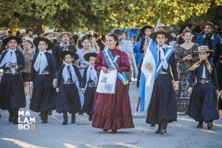 f768x1-369031_369158_5050