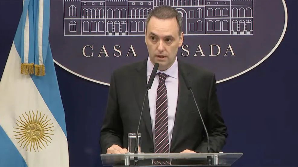 conferencia-de-manuel-adorni-vocero-presidencial-1722342