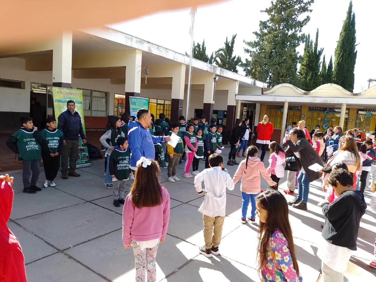 48d7d093-a7ac-484f-970f-5e33ec0d790c