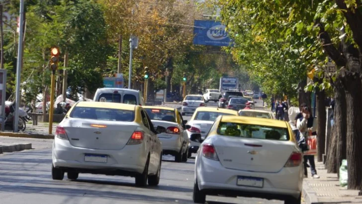 Taxis-y-remises-728x410