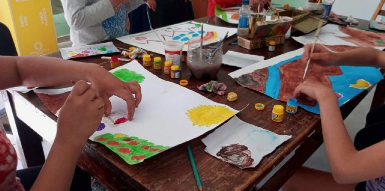 f768x1-403077_403204_5050