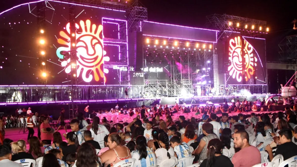 escenario-san-juan-fiesta-nacional-del-sol-espectaculo-final-1jpeg