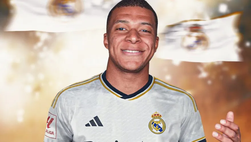 03-204045_et5w_Mbappe-880x500