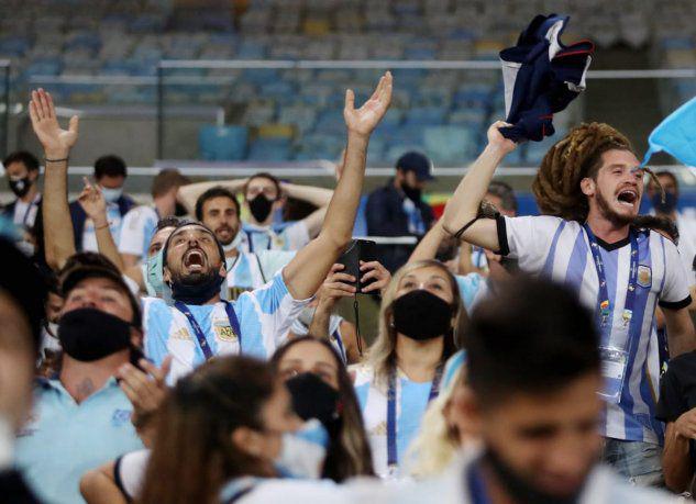 hinchas-maracanajpg