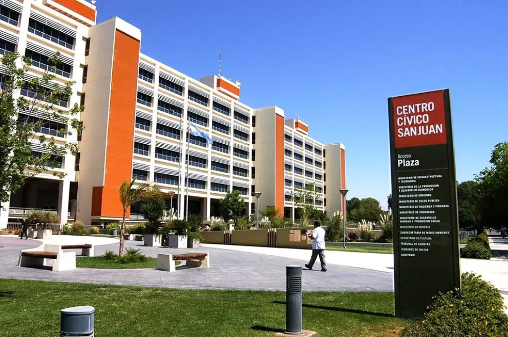 md - 2025-12-10T181832.501