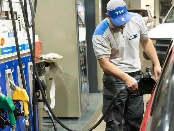 nafta-20211220-1286971_crop1692316694017