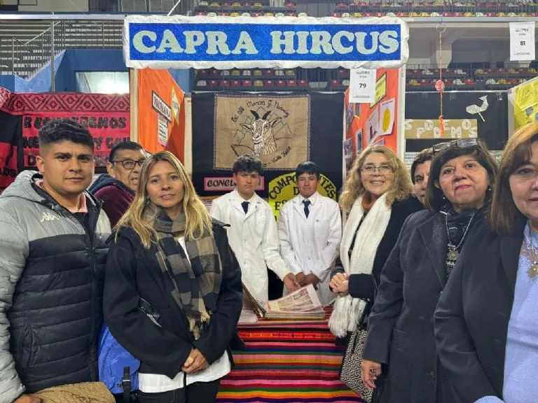 f768x1-385958_386085_5050