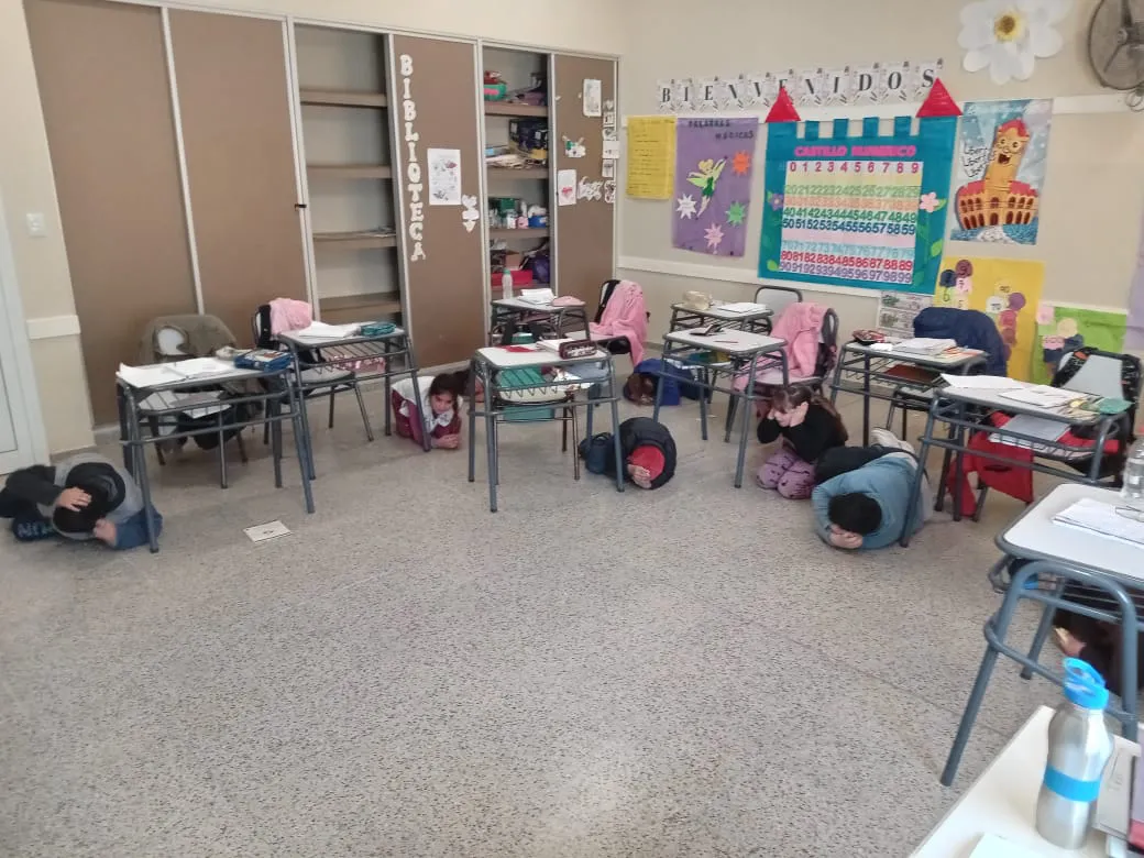 e915ba54-e245-4406-a3bb-493d45bbd5d7