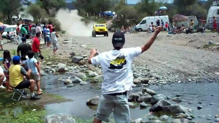 f768x1-215079_215206_0