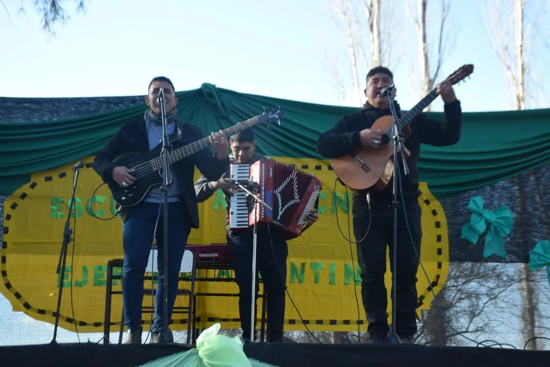 454310190_909136157908008_9011935736620340602_n