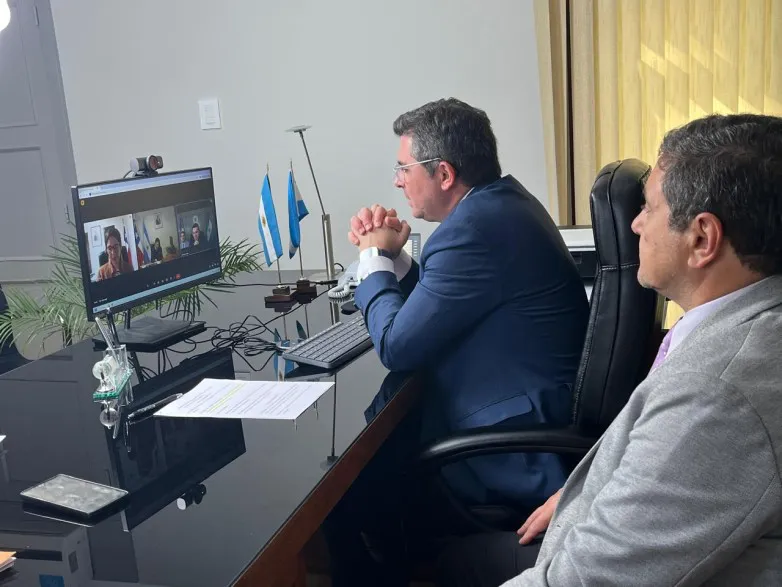 2a5635db14bdd9f2bc73cc59fddc1d19_L