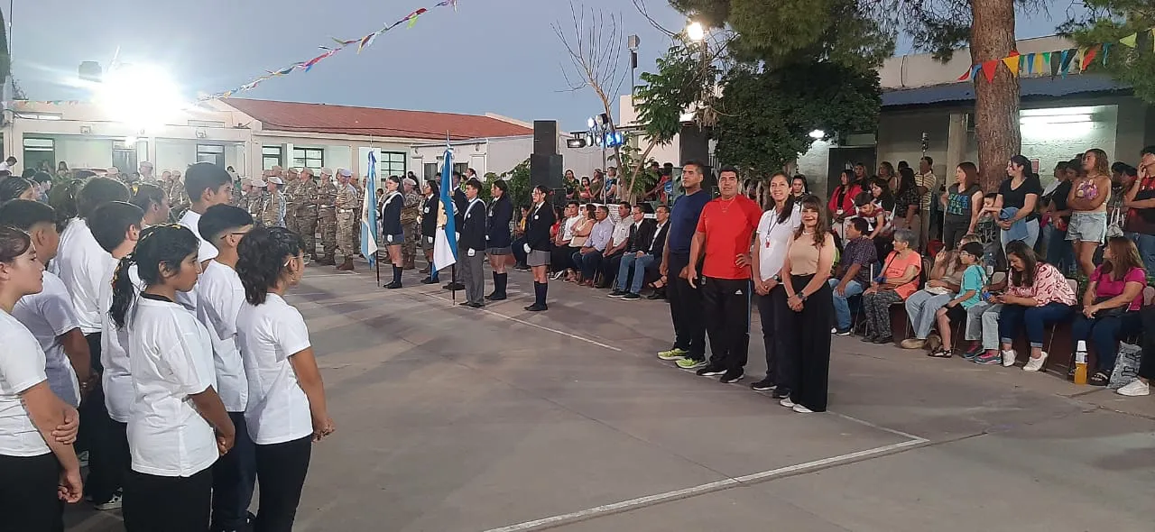 976ca060-fecf-4bc5-bb9d-f91bb5d5a61e