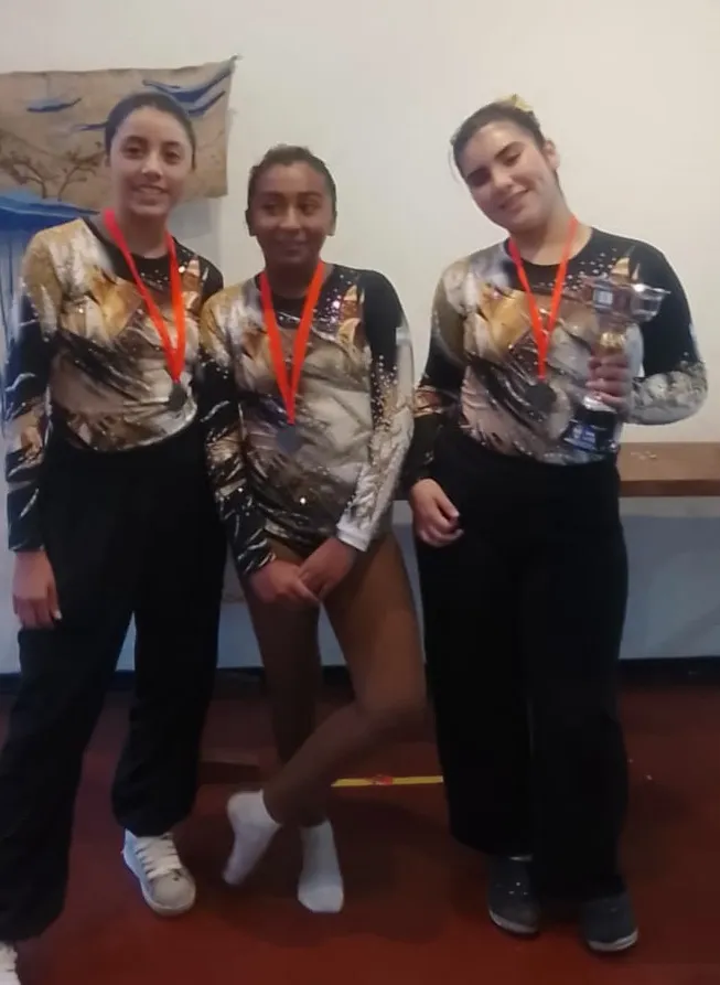 54086e01-41e1-40ae-bf70-44313def4890 - copia