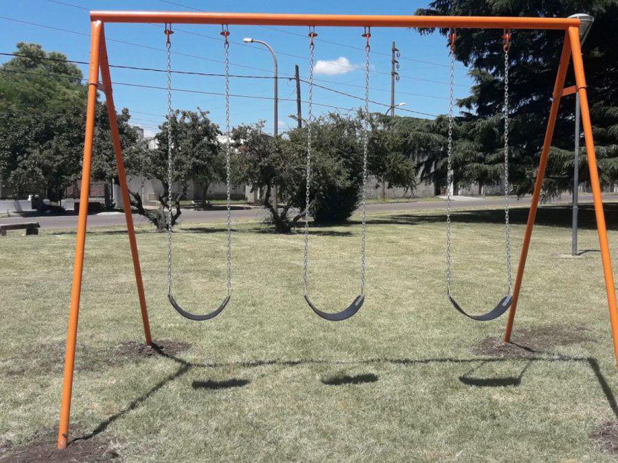 se-le-corto-la-cadena-del-columpio-golpeo-su-cabeza-y-esta-grave