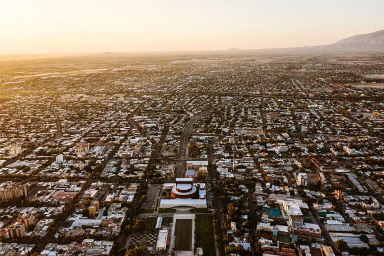 f1e76bf76dc0c253e2b224f14721eea1_L