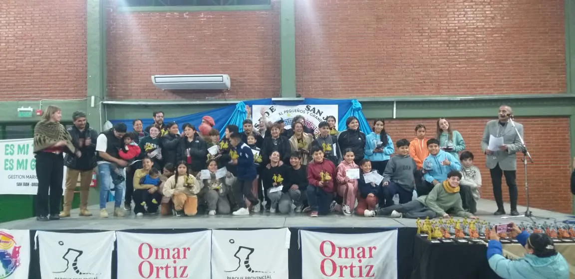 bdef4d8f-f083-496a-92f4-f8ab5a28f187