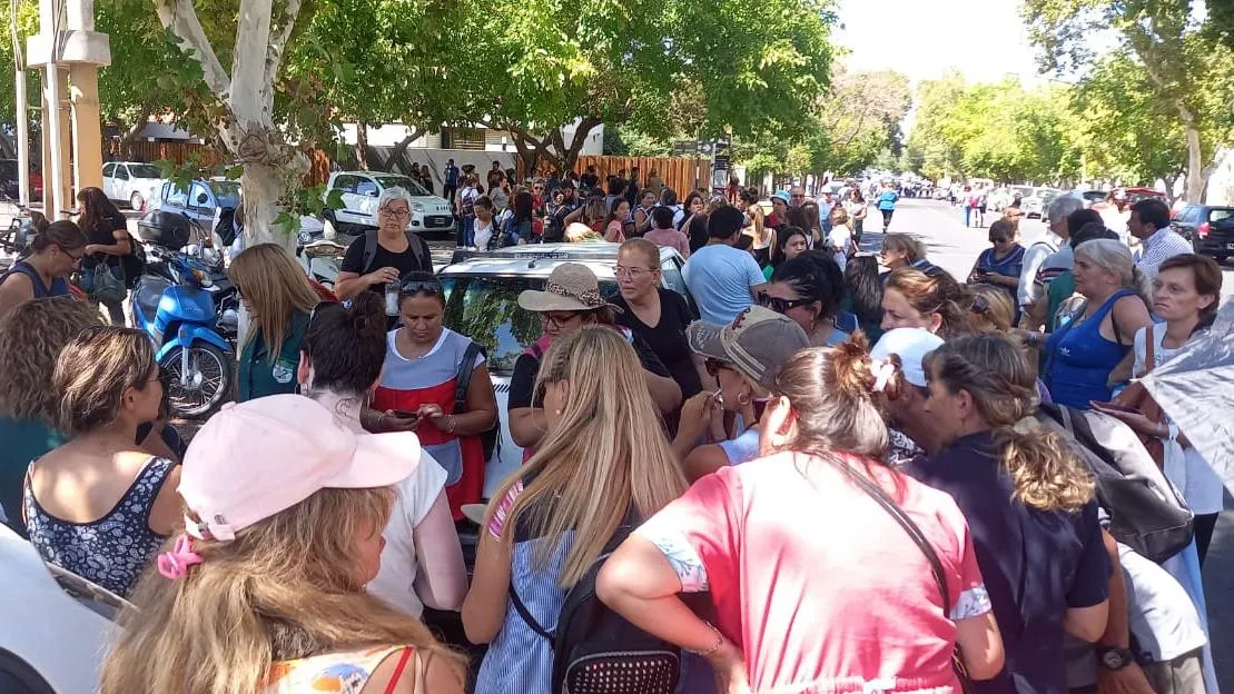 docente_paro2_crop1679074892944