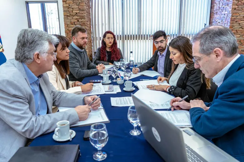 deceb1d1dd7c78e1b518a52b267e1660_L