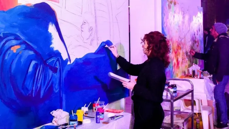 bc7683de0b466ffeb6062e0afeb4b978_L