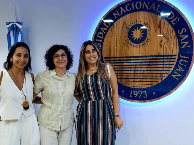 372222w790h593c.png (1)