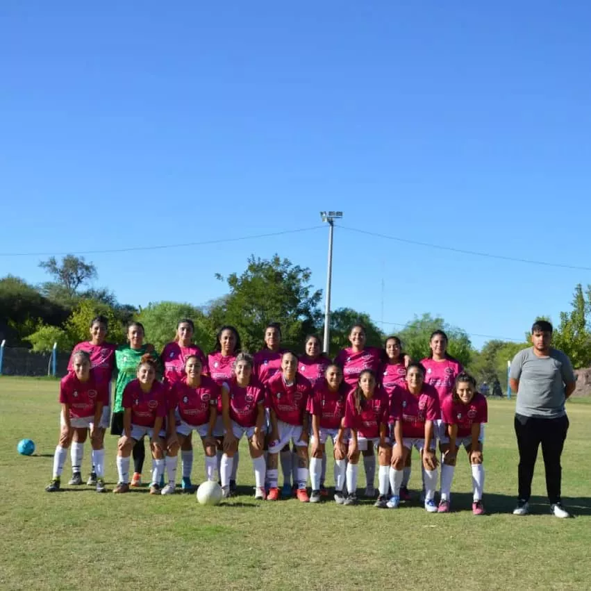 332281994_905821284066549_5399918801723859116_n