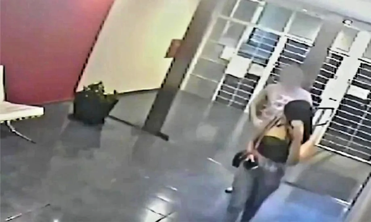 720 (19)