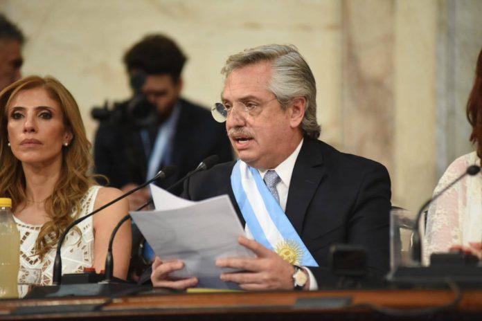 Alberto-Fernandez-1-696x464