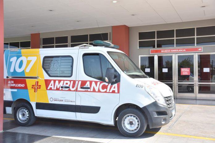 Ambulancias-107-696x464