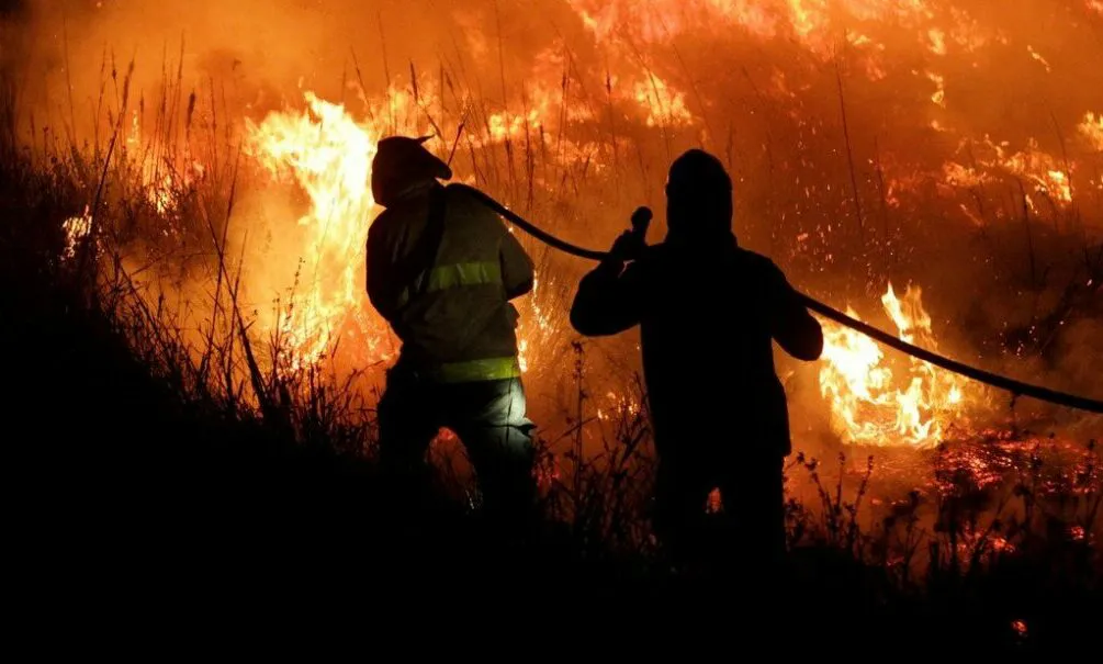 fuego-y-sequia-arrasan-el___mVAafF1z4_1256x620__1-e1645273035379