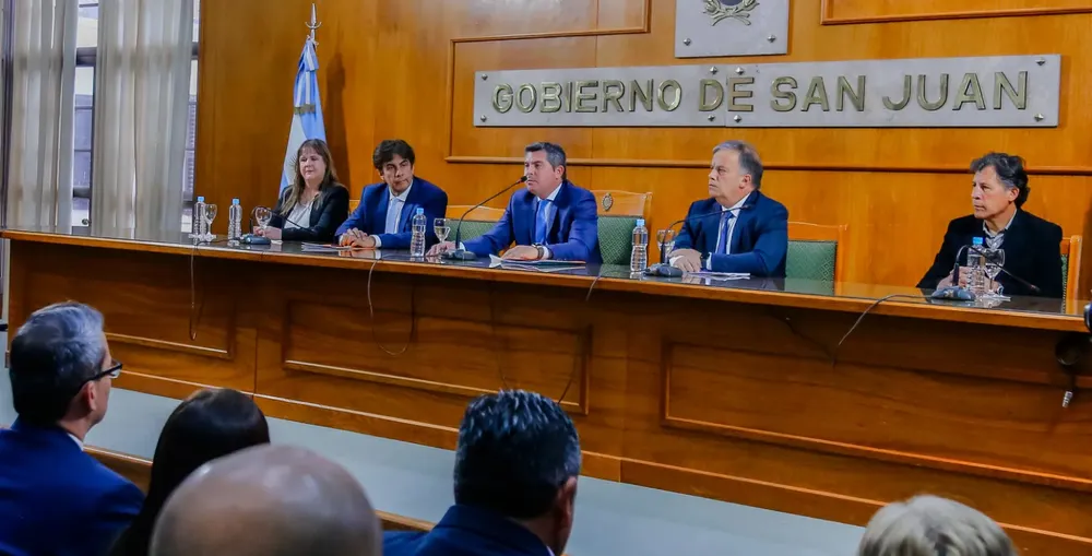 96f14218-96fa-41f2-ae6d-c9adfca8961e