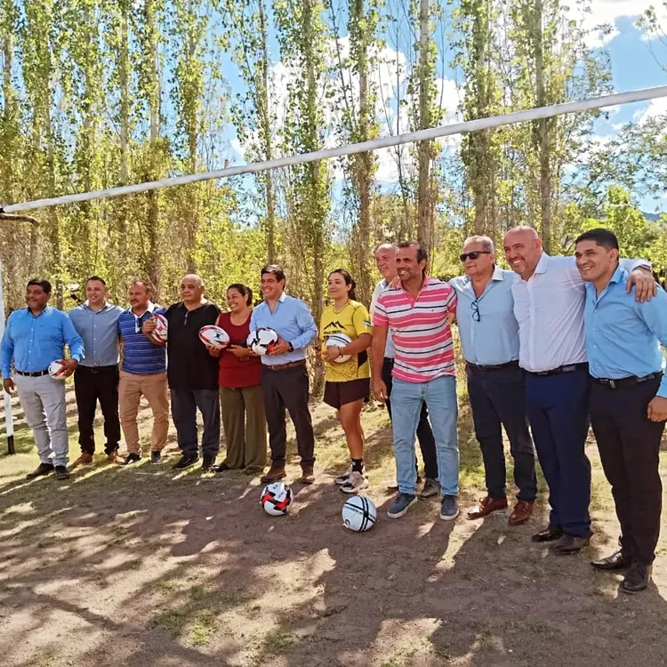 469124865_9072111536143152_2983837014902151582_n