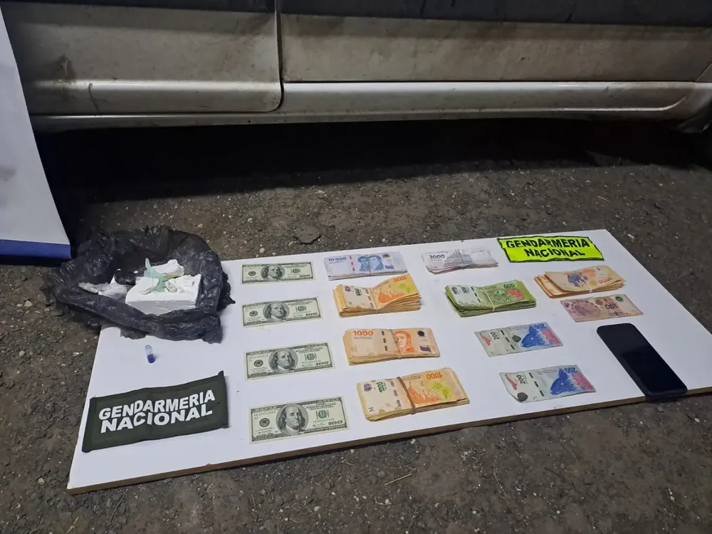 entre_rios-_dos_detenidos-estupefacientes-dinero-2