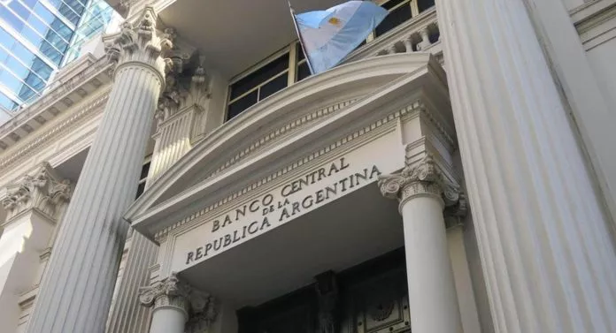 banco-central-2-696x377